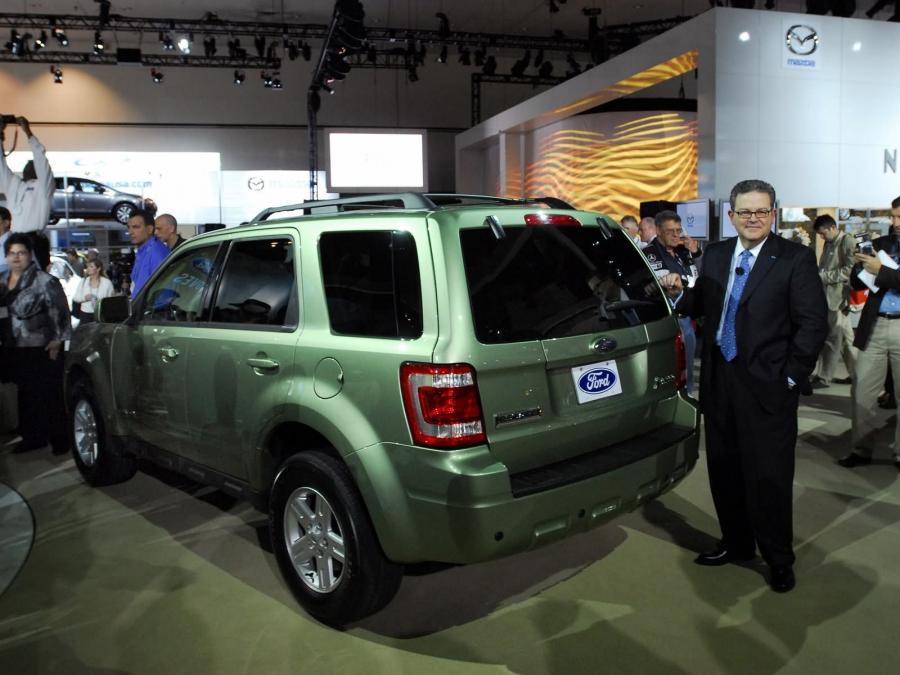  Ford Escape Hybrid 2008 года  (фото 14 из 33)